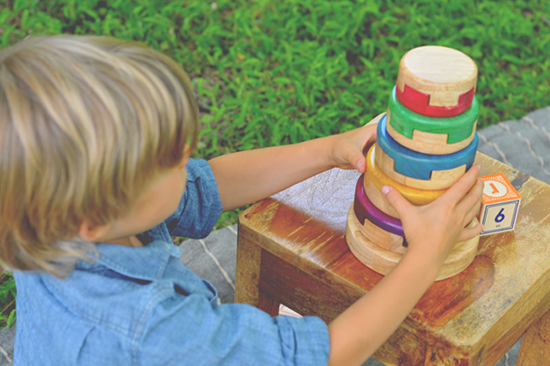 Enchanting children's shoot with A Daily Something | UncommonGoods