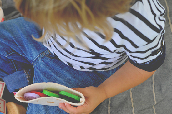 Enchanting children's shoot with A Daily Something | UncommonGoods