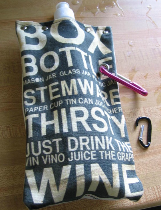 UG giftlab-wine tote 004-CROPPED