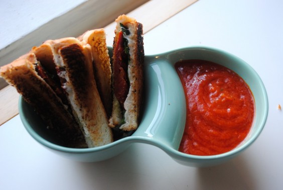 Grilled Cheese Fingers with Tomato Sauce 