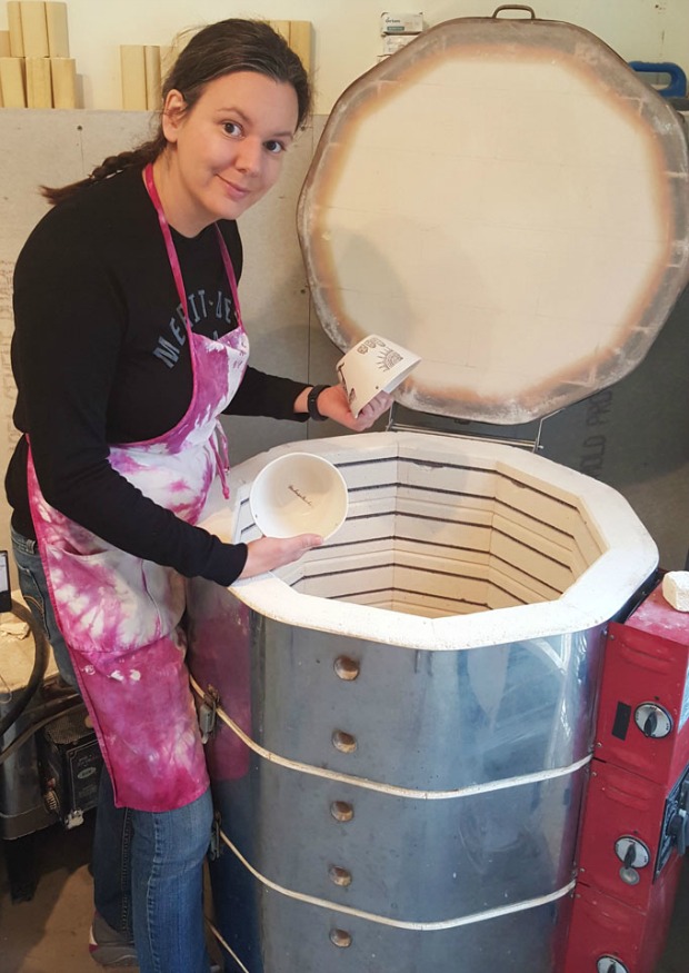 Heidi Fahrenbacher at her kiln | UncommonGoods