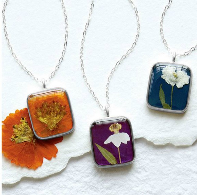 birth month flower necklace