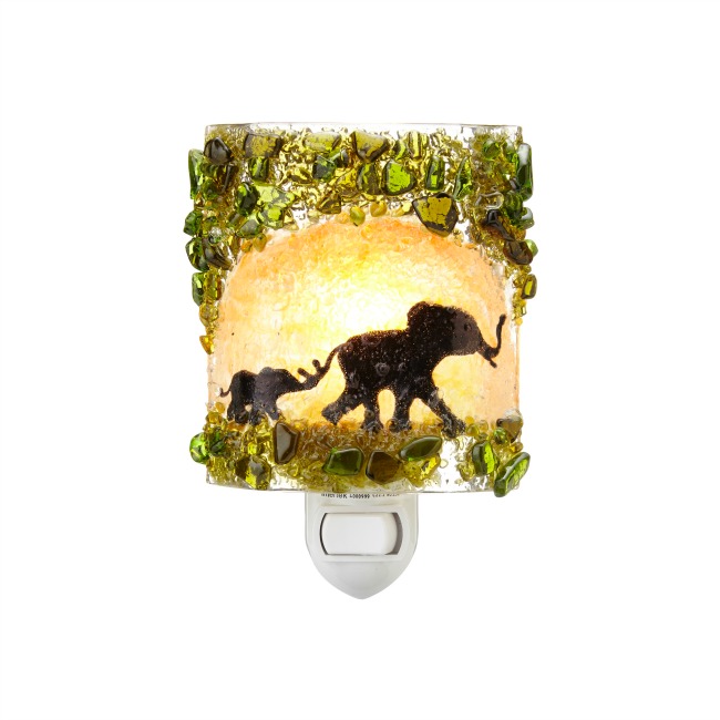 26462_recycledglassnightlight_elephant_lit